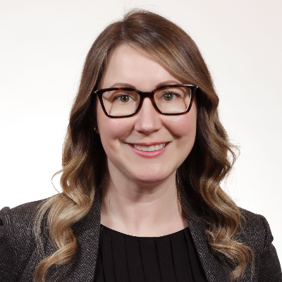 Tessa MacMillan Headshot