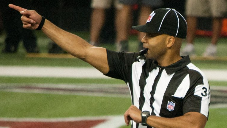 Picture of a Referee