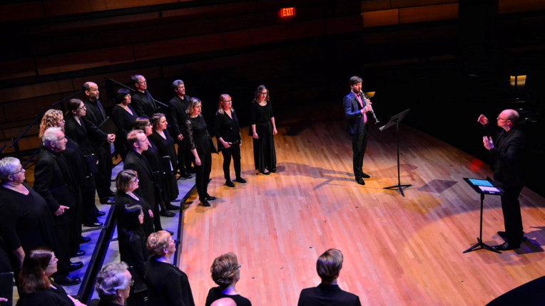 Kingston Chamber Choir and orchestrator performing