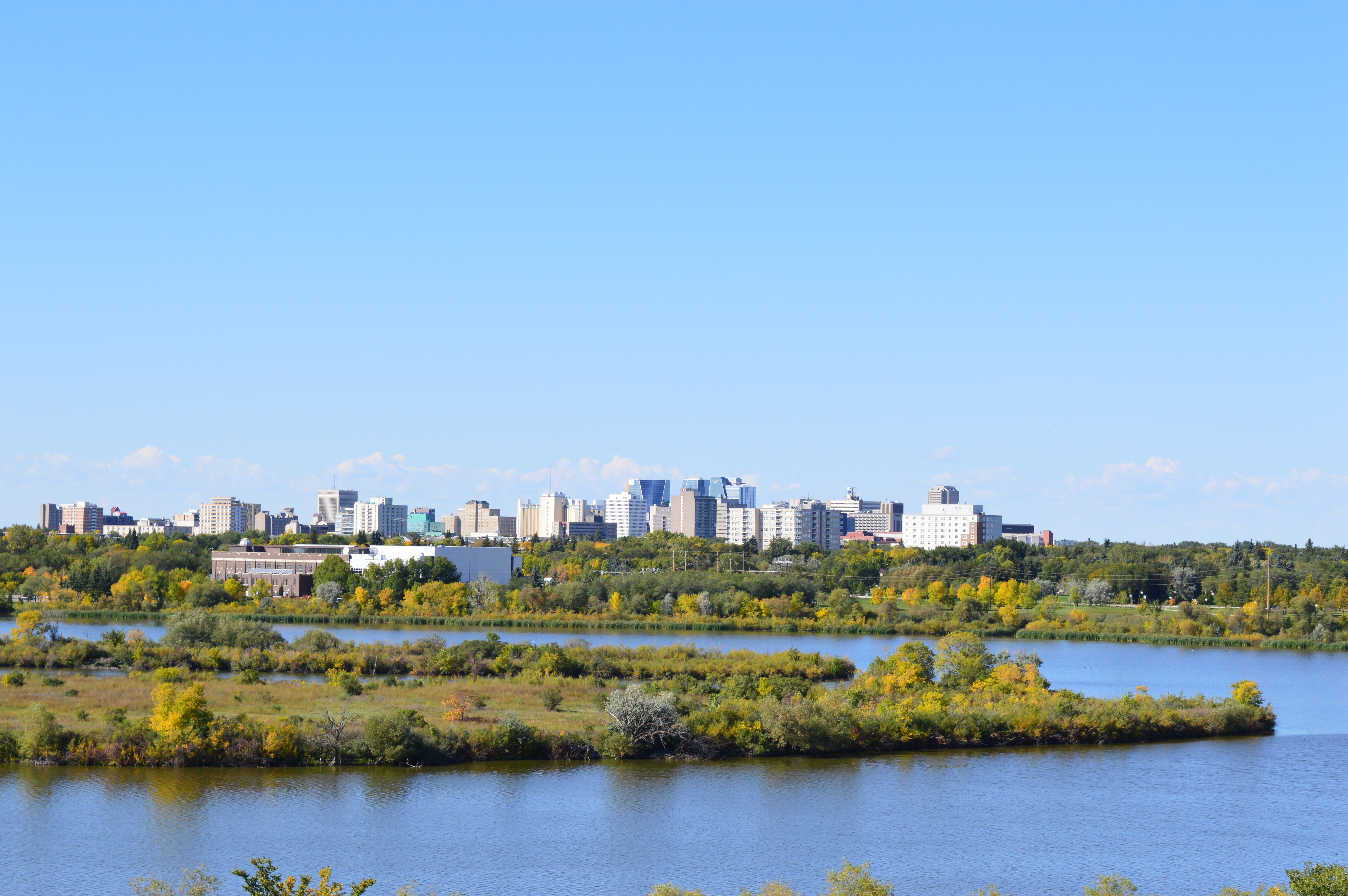 photo of Wascana Lake in Regina