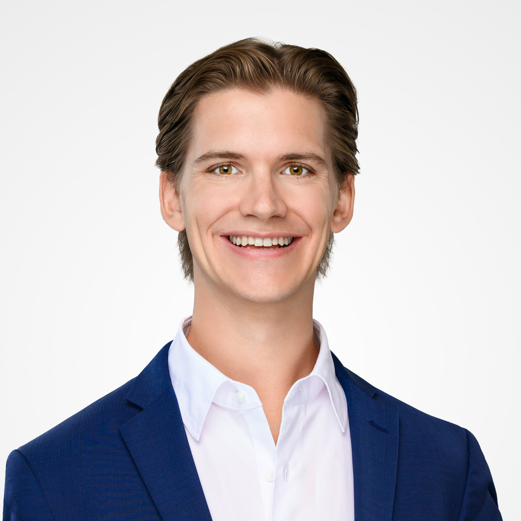 Headshot of Simon Martel